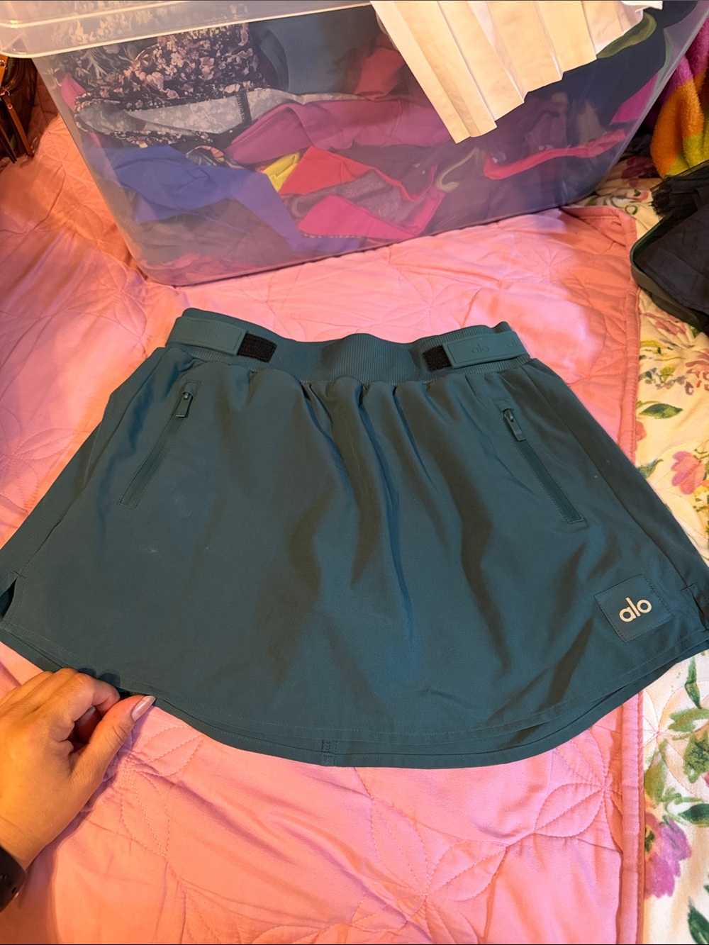 ALO Yoga Teal Athletic Skirt with Zipper Pockets